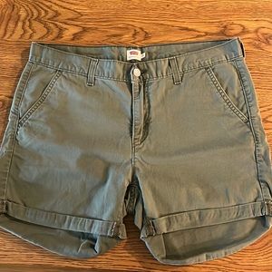 Levi’s Size 31 Olive Shorts